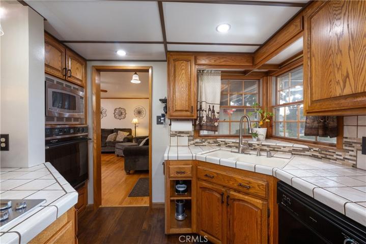 10844 Casanes Avenue, Downey, California 90241