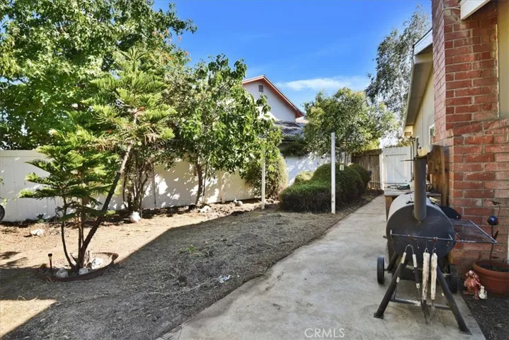 21429 Minnehaha Street, Chatsworth, California 91311