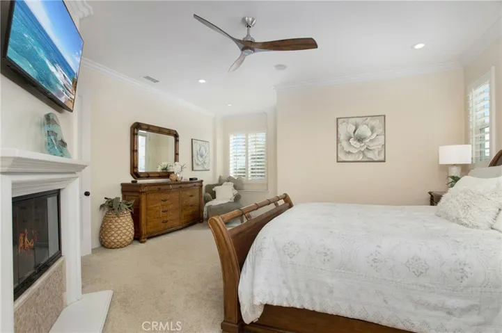 1221 Pine Street, Huntington Beach, California 92648