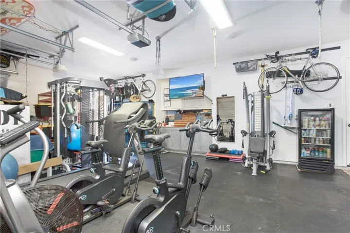 1221 Pine Street, Huntington Beach, California 92648