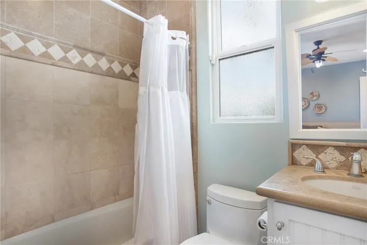 1221 Pine Street, Huntington Beach, California 92648