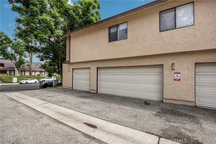 Attached 2 Car Garage with Direct Access