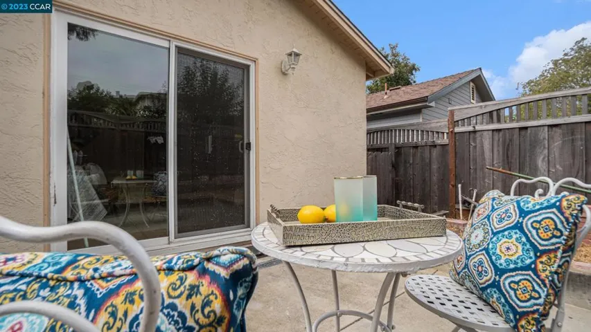1554 Mariposa St, Richmond, California 94804