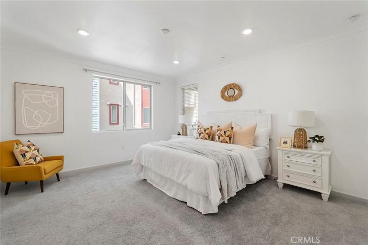 143 Bowery, Irvine, California 92612