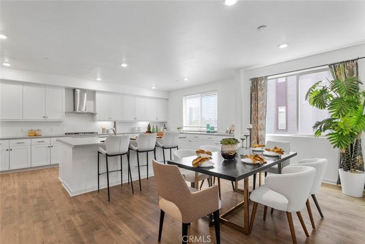 143 Bowery, Irvine, California 92612