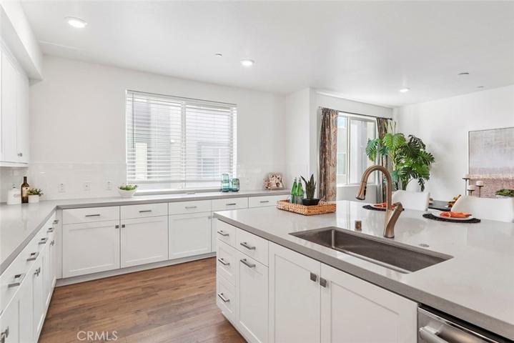 143 Bowery, Irvine, California 92612