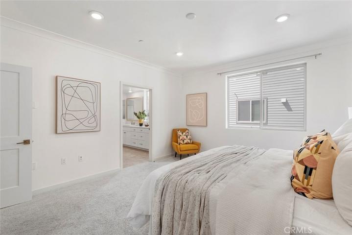 143 Bowery, Irvine, California 92612