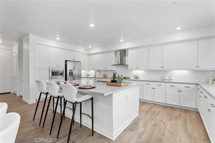 143 Bowery, Irvine, California 92612