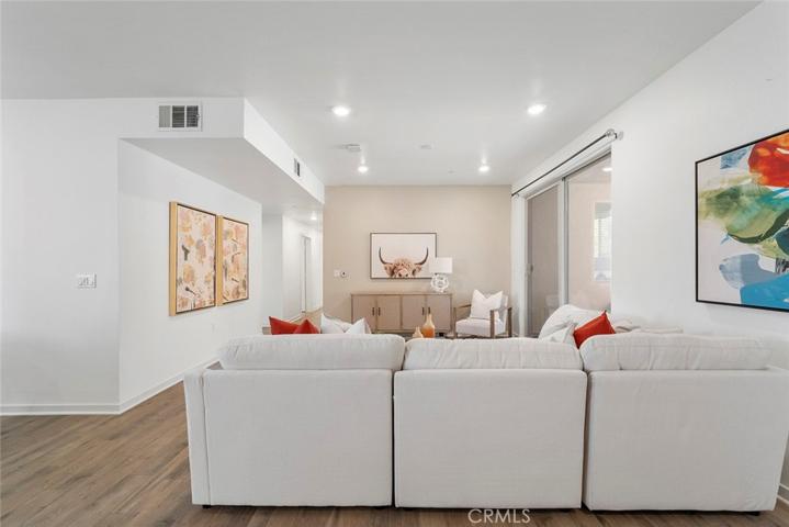 143 Bowery, Irvine, California 92612