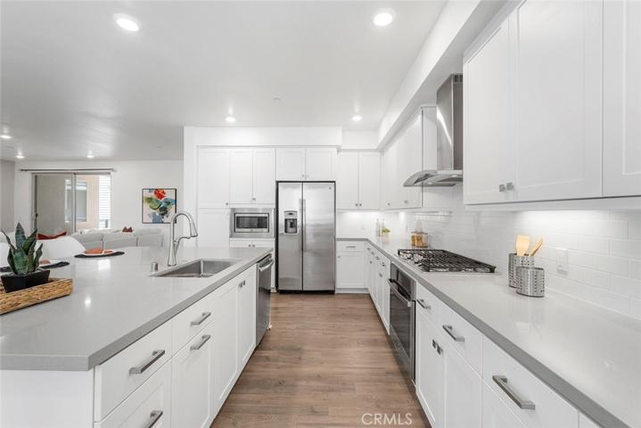 143 Bowery, Irvine, California 92612