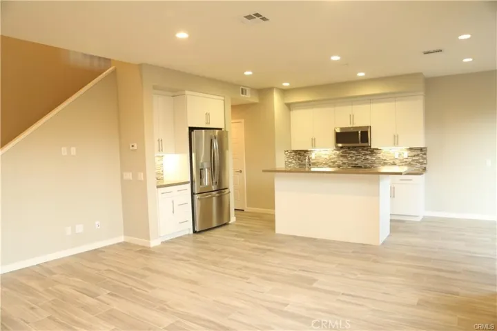 296 Finch, Lake Forest, California 92610