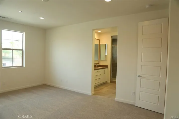296 Finch, Lake Forest, California 92610