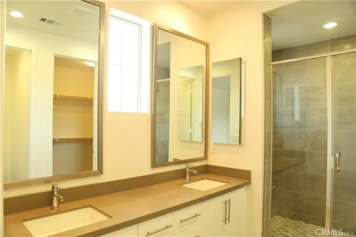 296 Finch, Lake Forest, California 92610