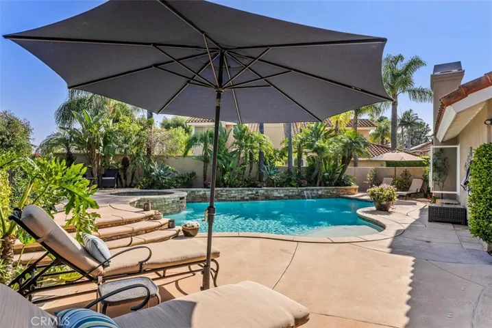28165 Rancho Grande, Laguna Niguel, California 92677