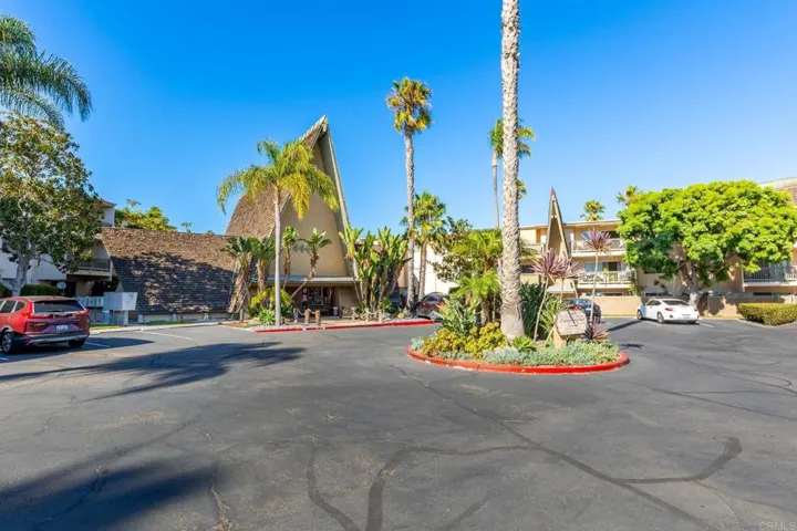 4444 W Point Loma Blvd 123, San Diego, California 92107