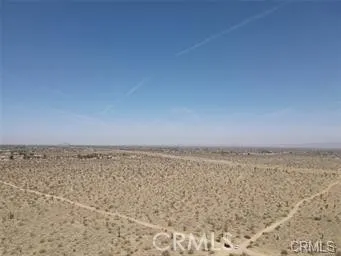 1 Paramount Road, Phelan, California 92371
