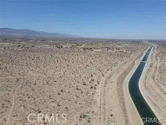 1 Paramount Road, Phelan, California 92371