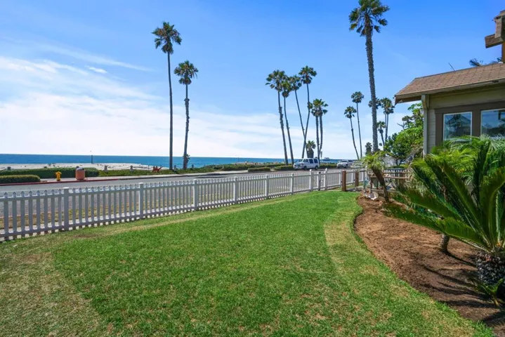 624 S Pacific Street, Oceanside, California 92054