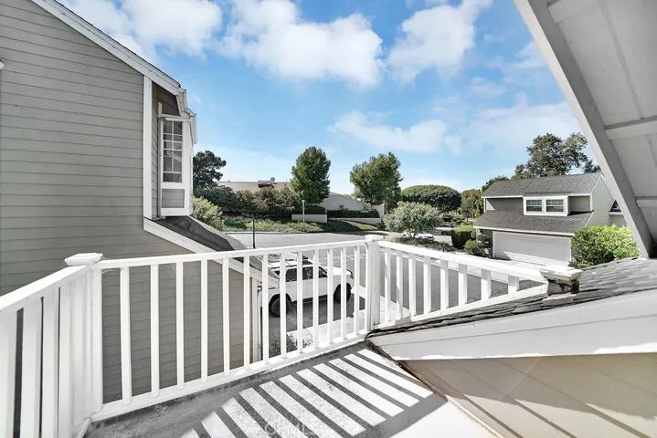 2742 Hillview Drive Unit 30, Newport Beach, California 92660