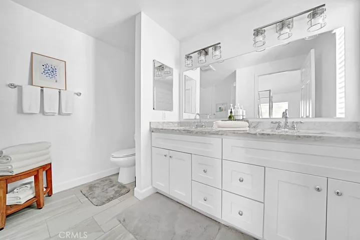 2742 Hillview Drive Unit 30, Newport Beach, California 92660