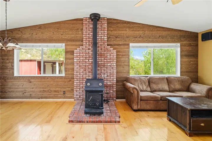 35607 Red Rover Mine Road, Acton, California 93510