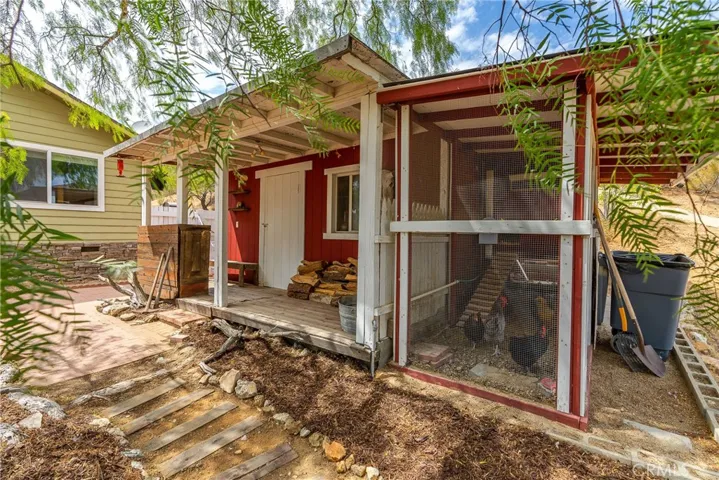 35607 Red Rover Mine Road, Acton, California 93510