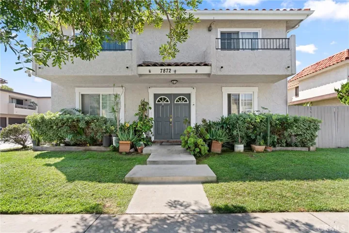 Amazing Huntington Beach Muti-family investment property