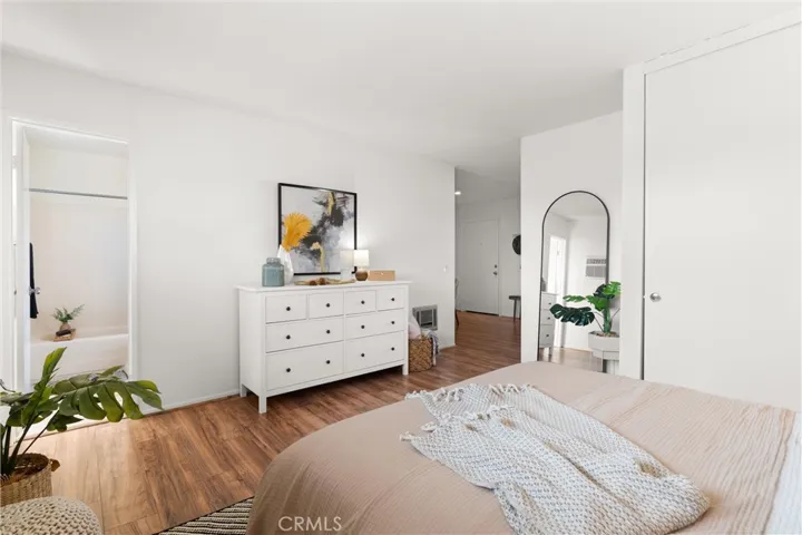Second view of light and bright bedroom