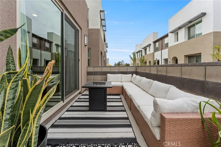 3560 E Peckham Paseo Unit 6, Ontario, California 91761