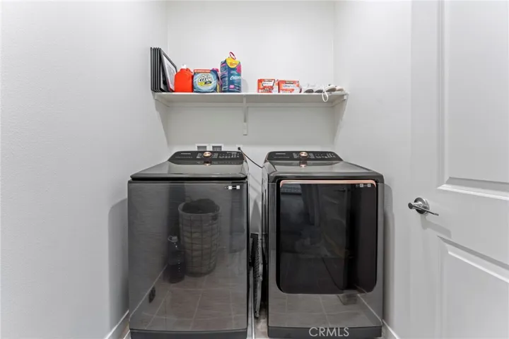 3560 E Peckham Paseo Unit 6, Ontario, California 91761