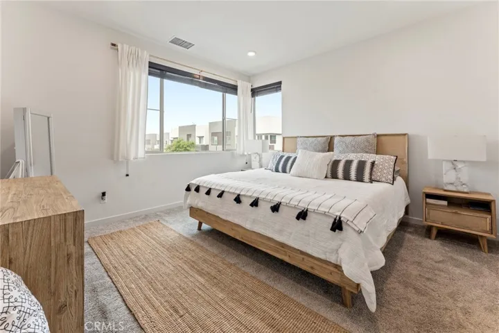 3560 E Peckham Paseo Unit 6, Ontario, California 91761