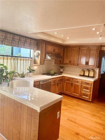 6215 Riviera Circle, Long Beach, California 90815