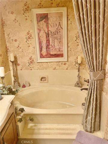 Soaking tub in master bathroom