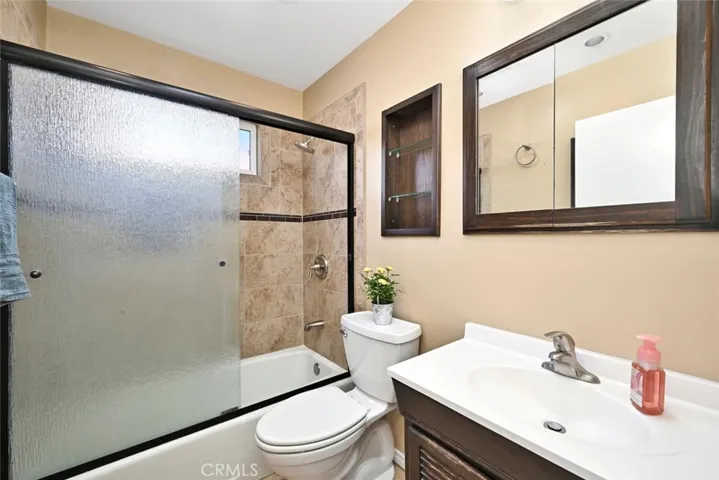 11664 Adenmoor Avenue, Downey, California 90241
