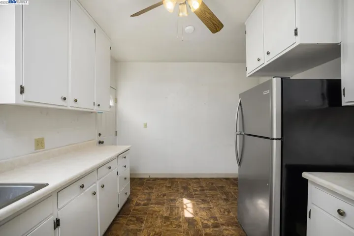 450 Rose Ave, Pleasanton, California 94566