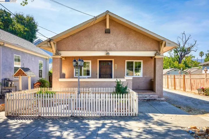 450 Rose Ave, Pleasanton, California 94566