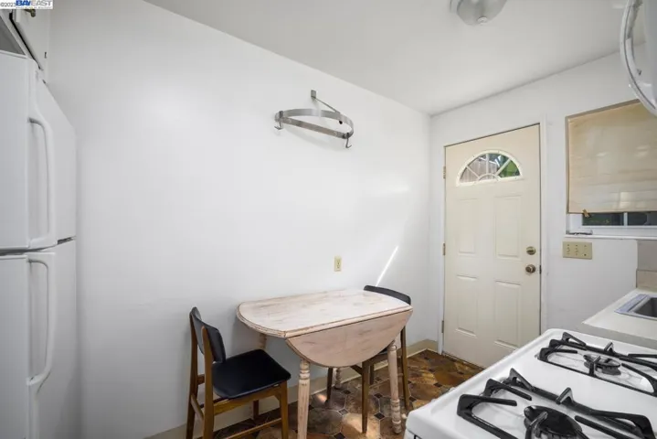 450 Rose Ave, Pleasanton, California 94566