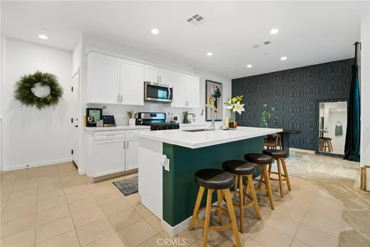 4371 S Cantos Paseos Unit 7, Ontario, California 91761