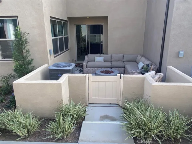 4371 S Cantos Paseos Unit 7, Ontario, California 91761