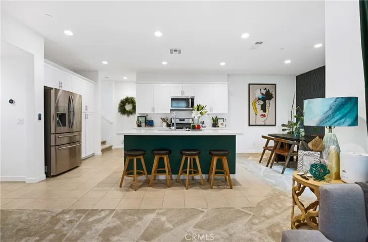 4371 S Cantos Paseos Unit 7, Ontario, California 91761