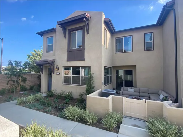 4371 S Cantos Paseos Unit 7, Ontario, California 91761