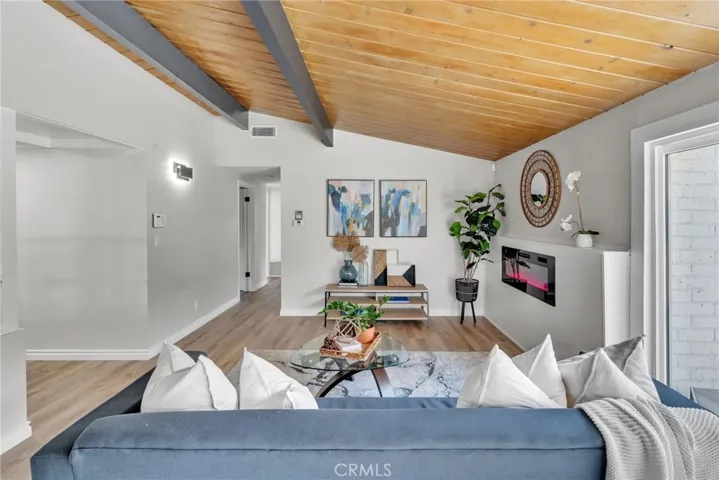 Family Room, lots of light!