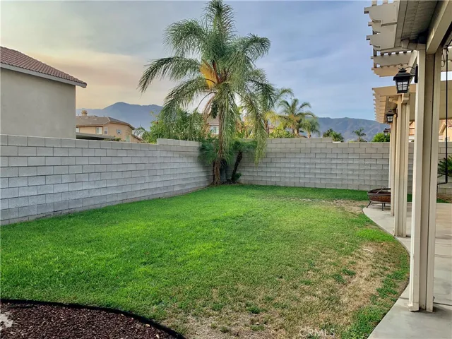 7766 Mariners Way, Fontana, California 92336