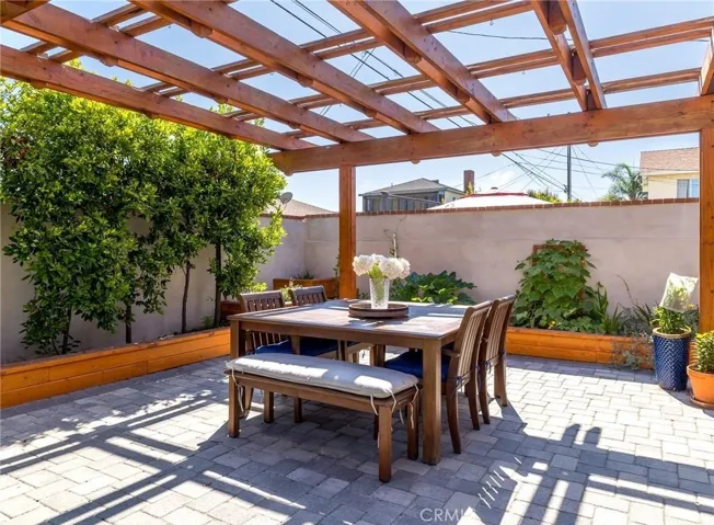 5518 W 123rd Place, Hawthorne, California 90250
