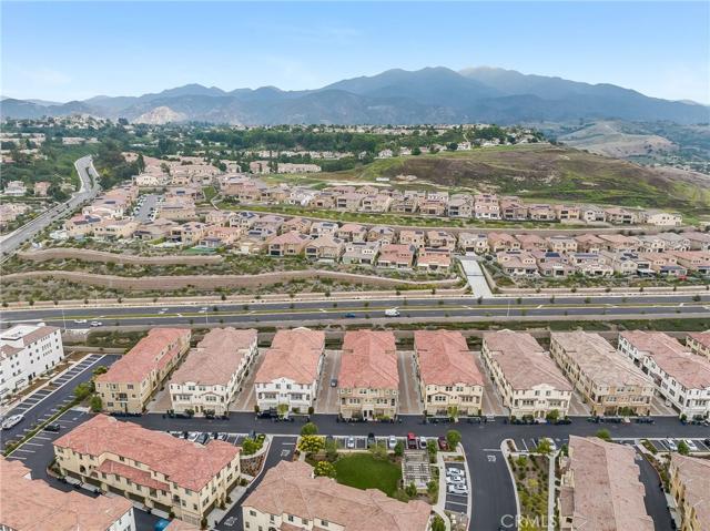 509 English Bluffs, Lake Forest, California 92610