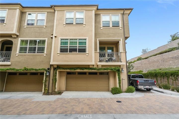509 English Bluffs, Lake Forest, California 92610