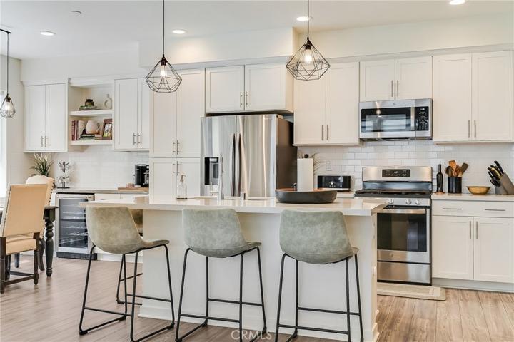 509 English Bluffs, Lake Forest, California 92610