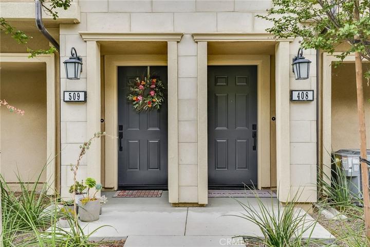 509 English Bluffs, Lake Forest, California 92610