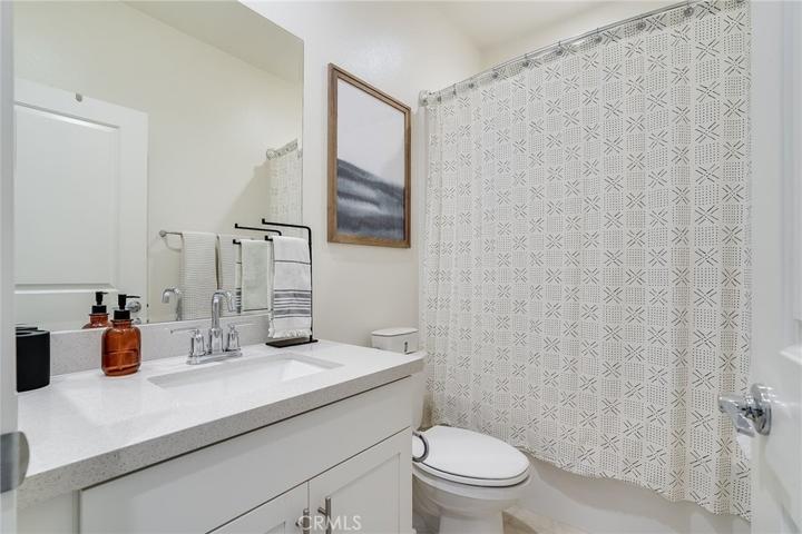 509 English Bluffs, Lake Forest, California 92610