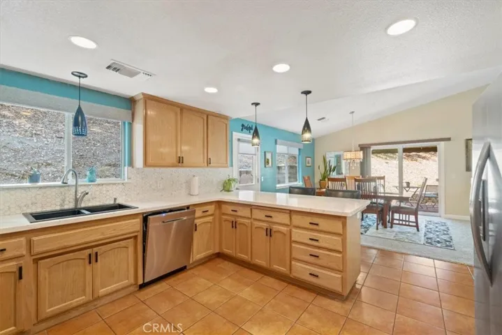 5445 Encino Avenue, Atascadero, California 93422